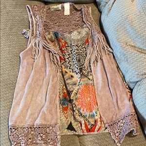 Cute BKE Gimmicks shirt